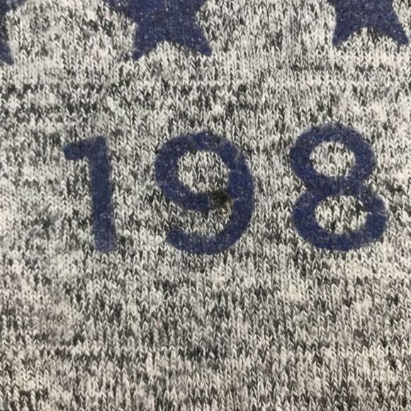 Tommy Hilfiger spell out cropped gray tank top - Picture 4 of 5